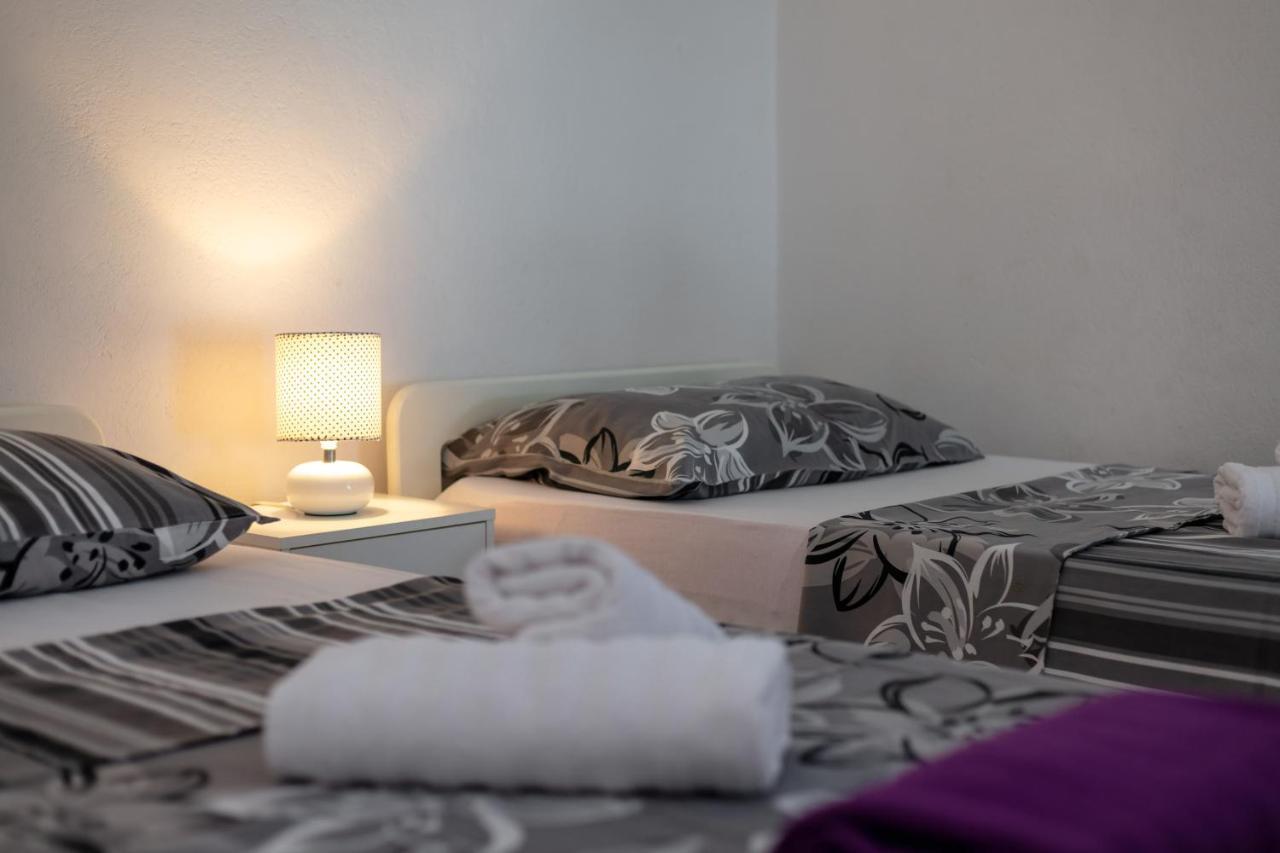 Holiday Home Barbara Τρογκίρ Εξωτερικό φωτογραφία